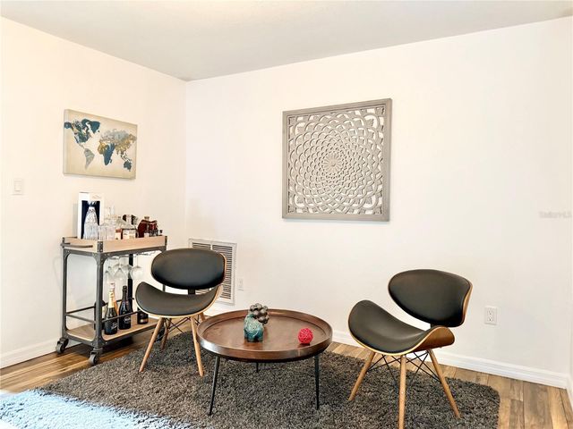 1004 LAKE CHARLES CIRCLE, Lutz, FL 33548