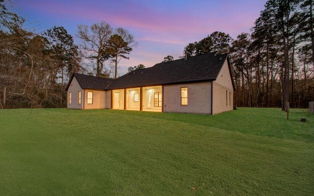 2743 Constantine, Roman Forest, TX 77357