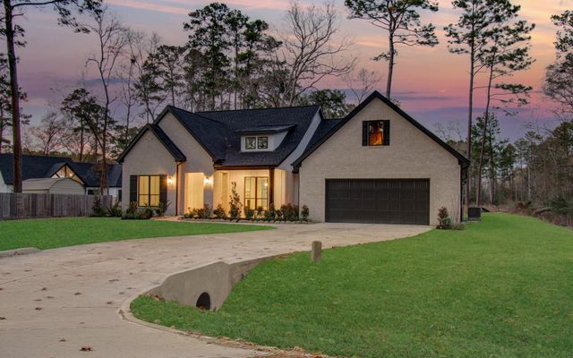 2743 Constantine, Roman Forest, TX 77357