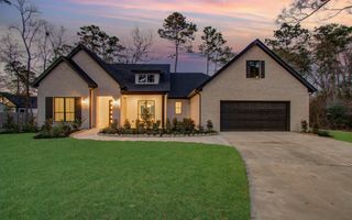 2743 Constantine, Roman Forest, TX 77357