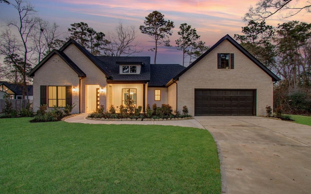 2743 Constantine, Roman Forest, TX 77357