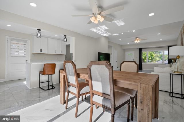 6206 HILLVIEW AVE, Alexandria, VA 22310