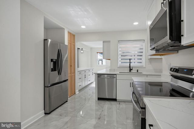 6206 HILLVIEW AVE, Alexandria, VA 22310