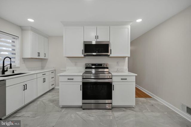6206 HILLVIEW AVE, Alexandria, VA 22310