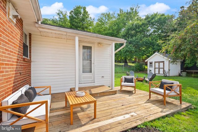 6206 HILLVIEW AVE, Alexandria, VA 22310