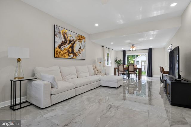 6206 HILLVIEW AVE, Alexandria, VA 22310