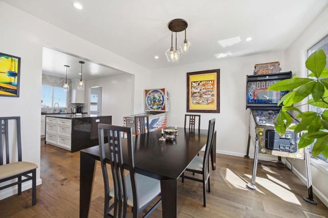 69 Nueva Avenue, Redwood City, CA 94061