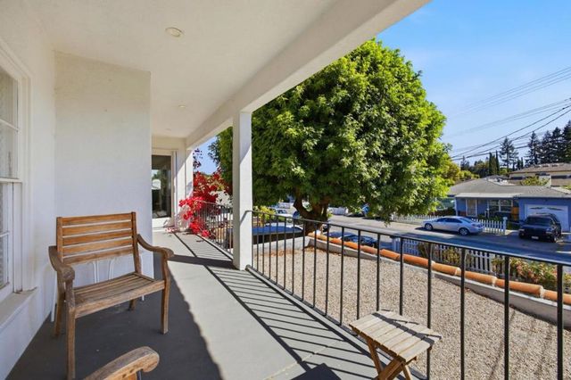 69 Nueva Avenue, Redwood City, CA 94061