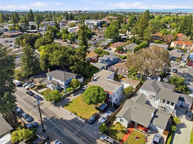 69 Nueva Avenue, Redwood City, CA 94061
