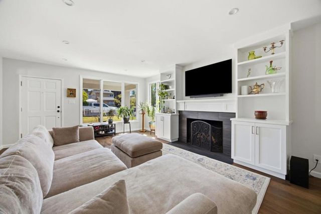 69 Nueva Avenue, Redwood City, CA 94061