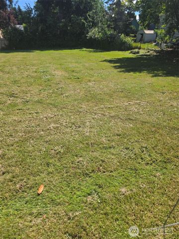 1718 Snyder Avenue, Bremerton, WA 98312