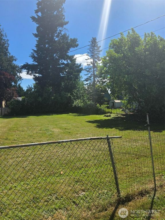 1718 Snyder Avenue, Bremerton, WA 98312