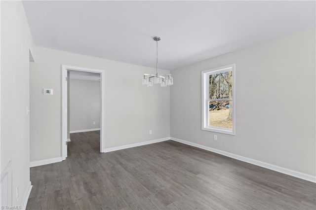 1217 Lakeview Heights Drive, High Point, NC 27265