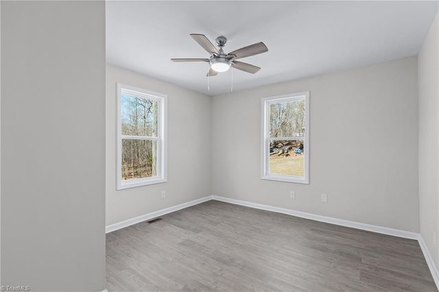 1217 Lakeview Heights Drive, High Point, NC 27265