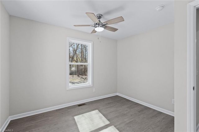 1217 Lakeview Heights Drive, High Point, NC 27265