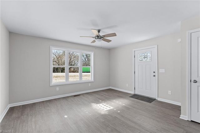 1217 Lakeview Heights Drive, High Point, NC 27265