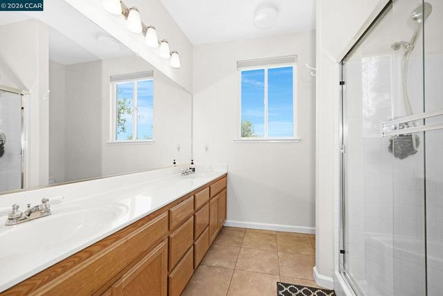 2924 2924 Gelding Ln, Livermore, CA 94551