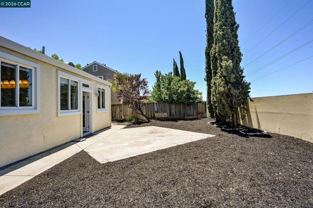 2924 2924 Gelding Ln, Livermore, CA 94551