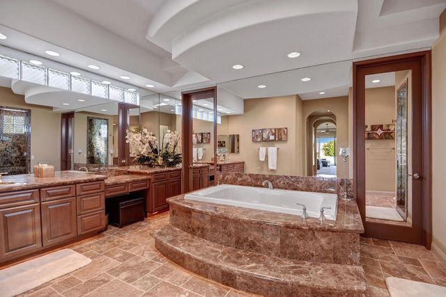 75651 Mclachlin Circle, Palm Desert, CA 92211