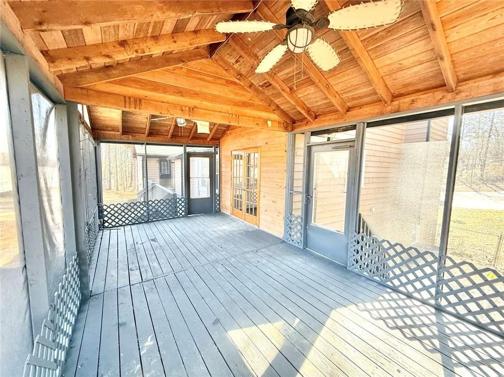 Image 13 of property listing at 3851 Riding Woods Court SW, Powder Springs, GA 30127