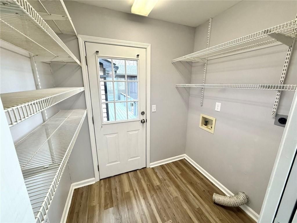 Image 23 of property listing at 3851 Riding Woods Court SW, Powder Springs, GA 30127