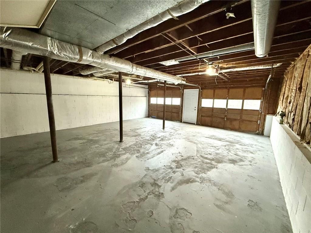 Image 28 of property listing at 3851 Riding Woods Court SW, Powder Springs, GA 30127