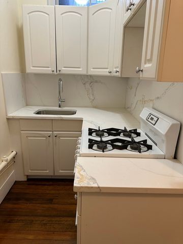 44 Charles Street 1, Boston, MA 02114