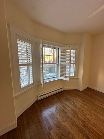 44 Charles Street 1, Boston, MA 02114