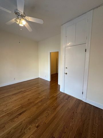 44 Charles Street 1, Boston, MA 02114