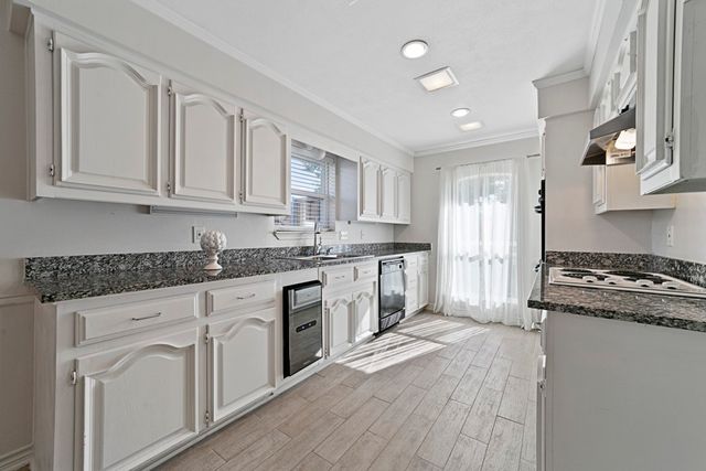 16353 Lauder Lane, Dallas, TX 75248