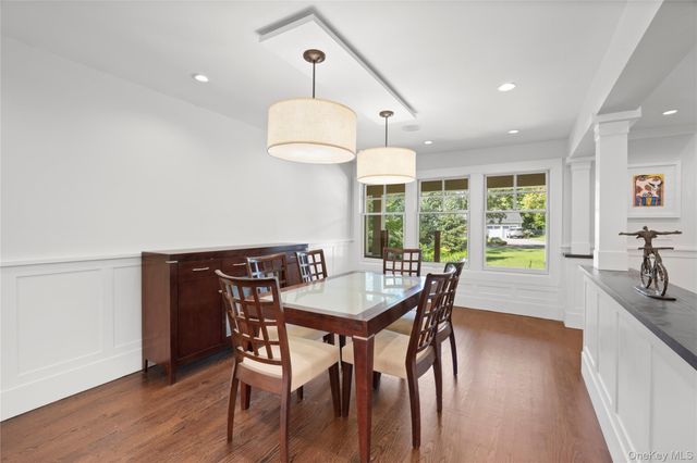18 Green Meadow Lane, Huntington, NY 11743