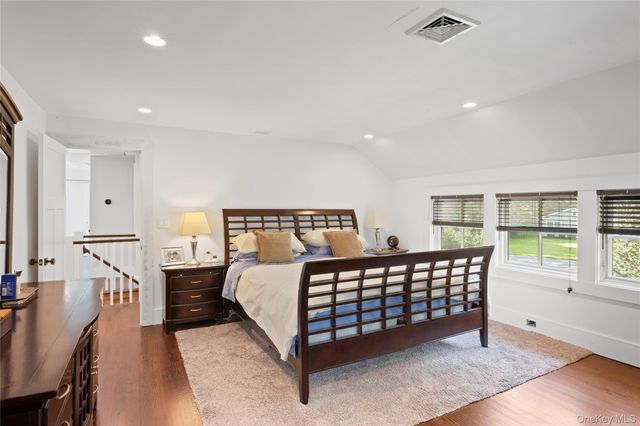18 Green Meadow Lane, Huntington, NY 11743