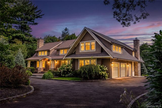18 Green Meadow Lane, Huntington, NY 11743