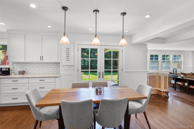 18 Green Meadow Lane, Huntington, NY 11743