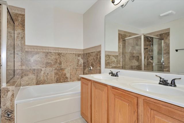2028 Cypress Court, Glendale Heights, IL 60139