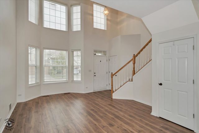 2028 Cypress Court, Glendale Heights, IL 60139