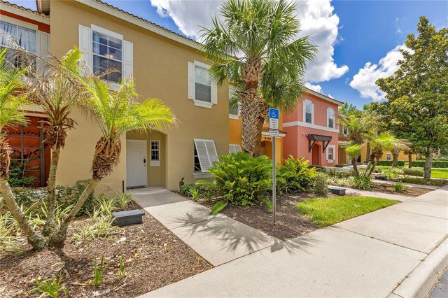 8456 CRYSTAL COVE LOOP, Kissimmee, FL 34747
