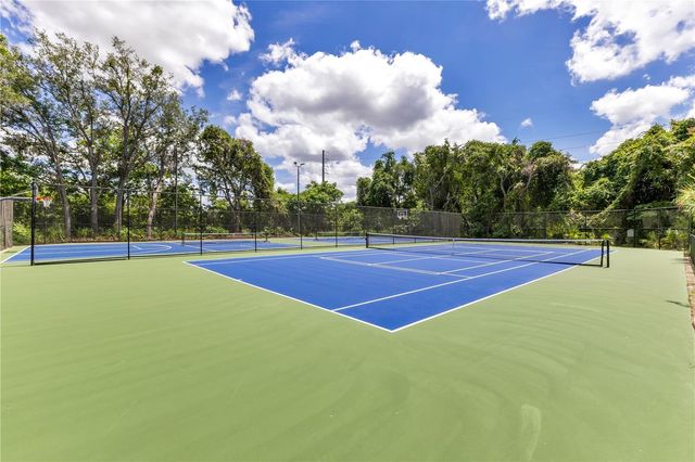 8456 CRYSTAL COVE LOOP, Kissimmee, FL 34747