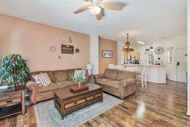 8456 CRYSTAL COVE LOOP, Kissimmee, FL 34747