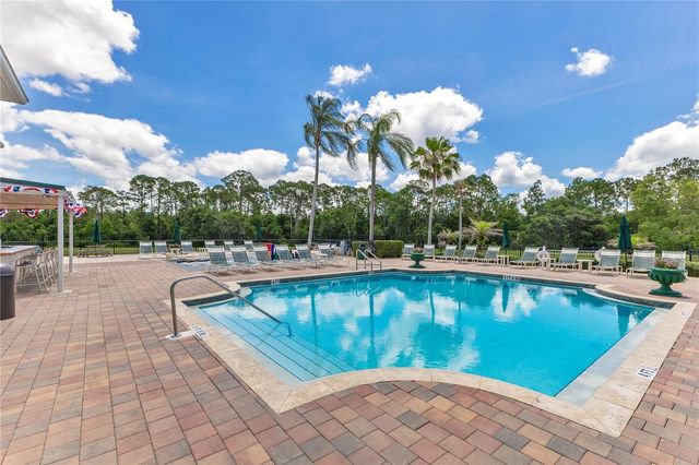 8456 CRYSTAL COVE LOOP, Kissimmee, FL 34747