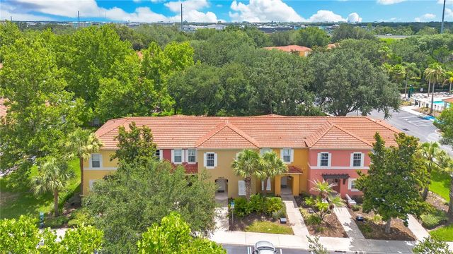 8456 CRYSTAL COVE LOOP, Kissimmee, FL 34747