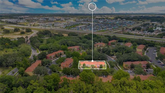 8456 CRYSTAL COVE LOOP, Kissimmee, FL 34747