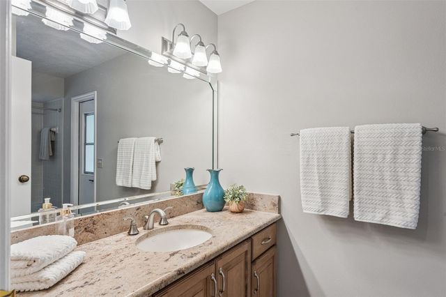 522 LAGOON DRIVE, Oviedo, FL 32765