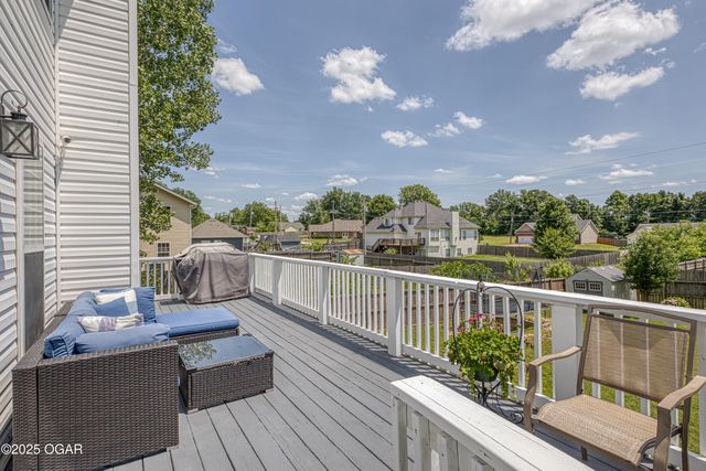 408 W Walton Avenue, Carl Junction, MO 64834