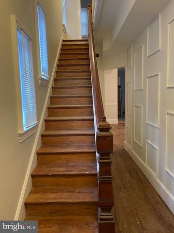 1320 VALLEY PL SE, Washington, DC 20020