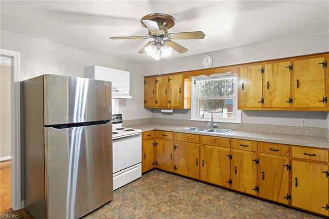 6144 Buckley Hall RD, Cobbs Creek, VA 23035