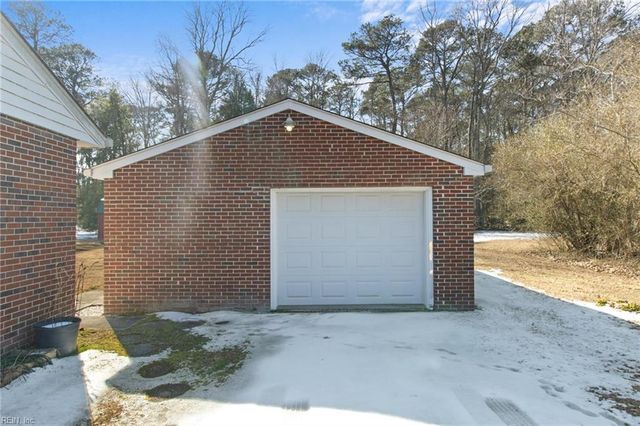 6144 Buckley Hall RD, Cobbs Creek, VA 23035