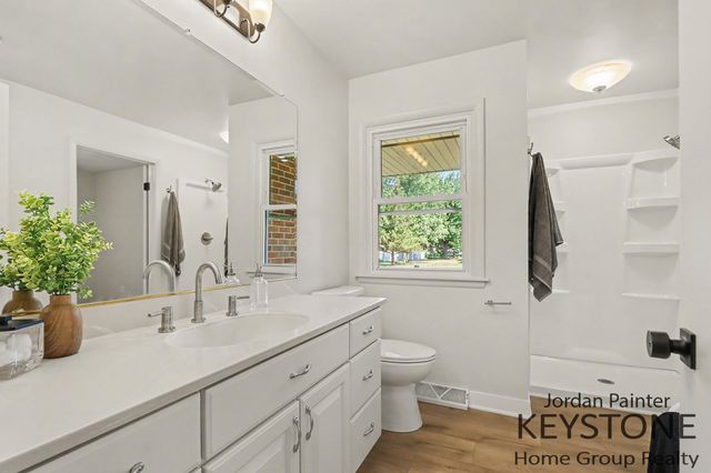 6980 Duncan Avenue, Comstock Twp, MI 49048