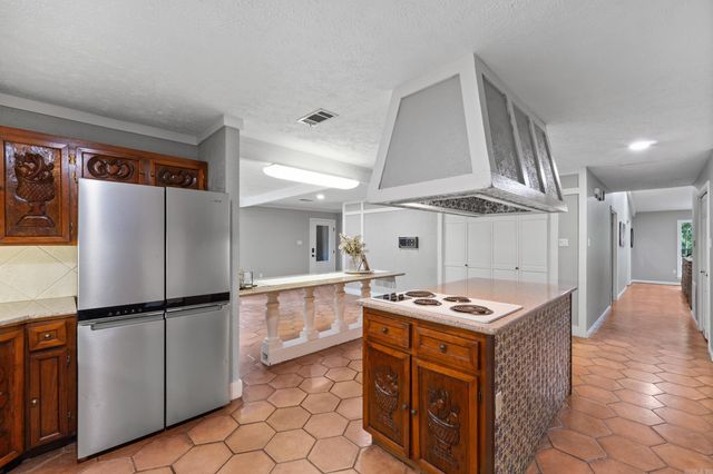 18 Riviera Drive, Conway, AR 72034