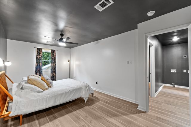 18 Riviera Drive, Conway, AR 72034